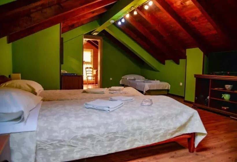 Garni Hotel Tianis