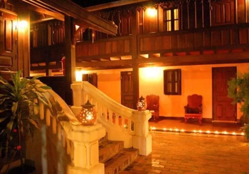 هتل Villa Phathana Royal View