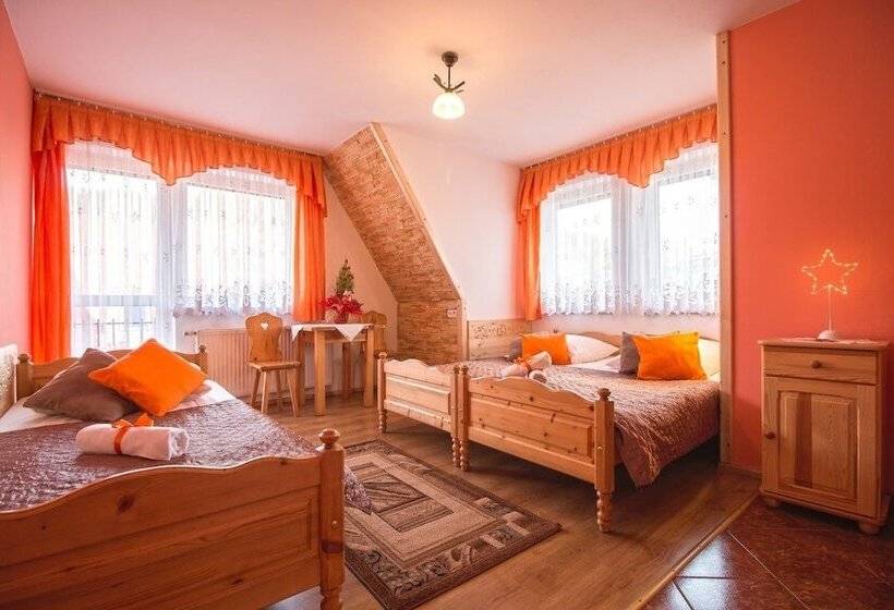 בית מלון כפרי Willa Trebunia