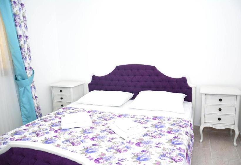 هتل Wukovic Apartments