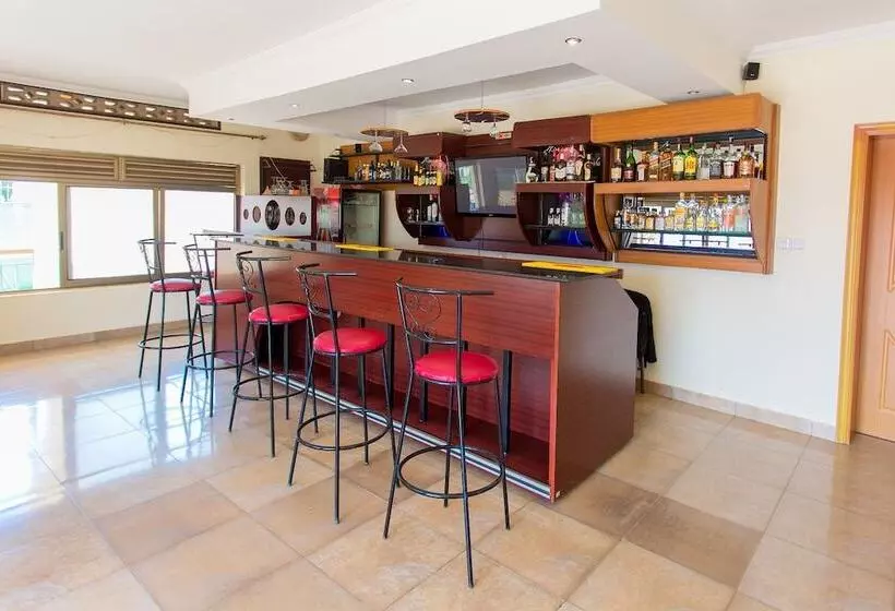 هتل Auberge St Jean Leopold