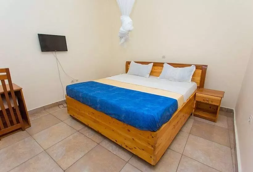 هتل Auberge St Jean Leopold