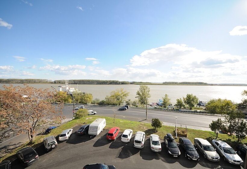 هتل Citadel Apart