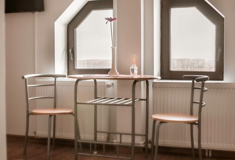 هتل Citadel Apart