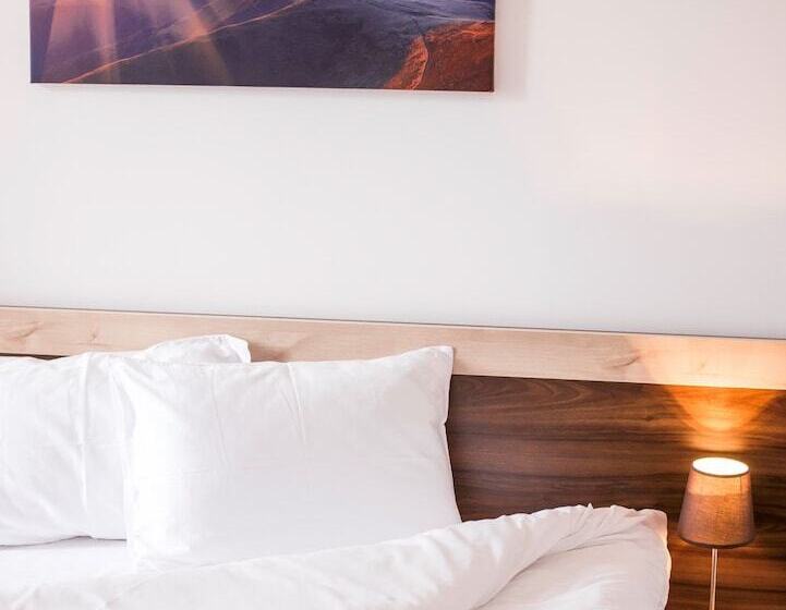 هتل Citadel Apart