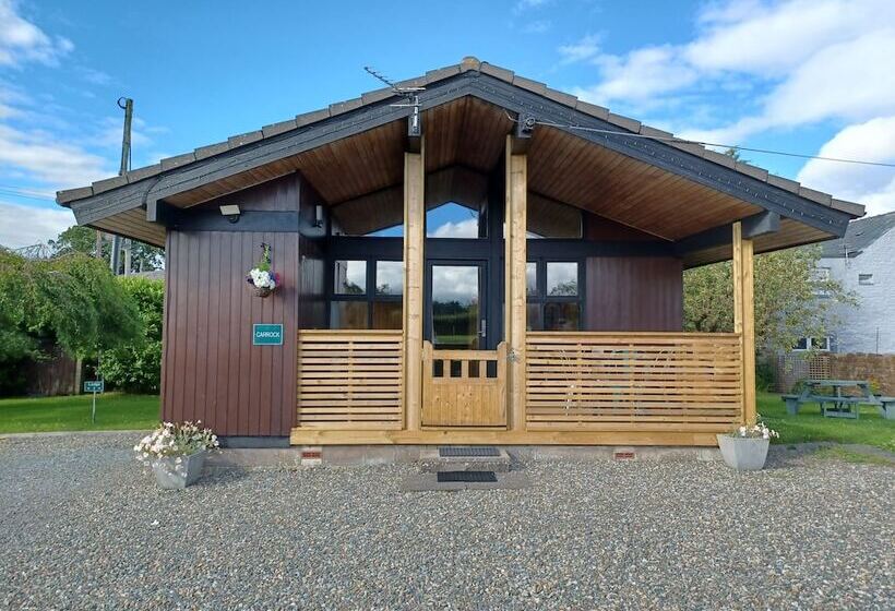 בית מלון כפרי Green View Lodges