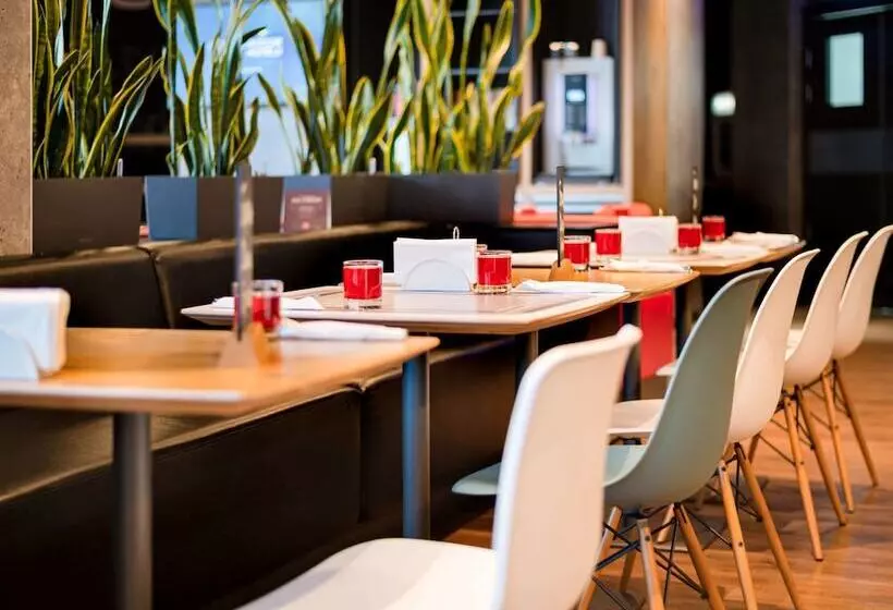 ホテル Ibis Irkutsk Center