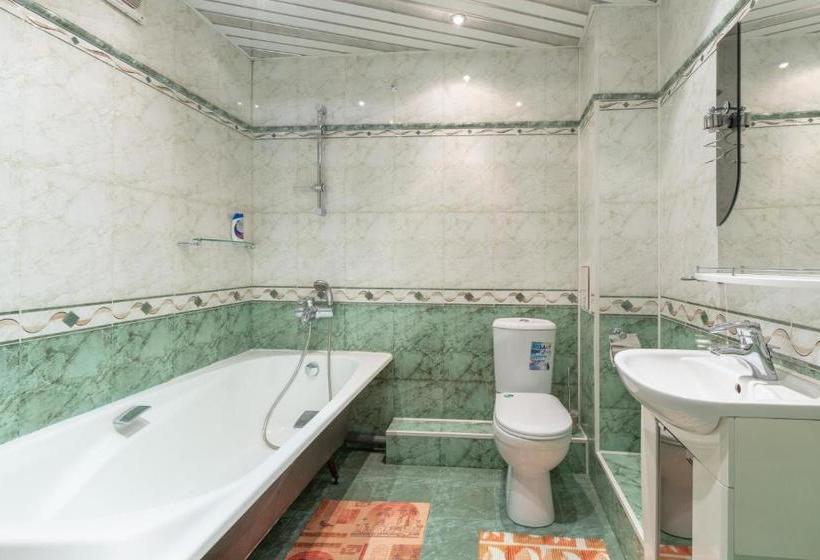 هتل Kakadu Hostel