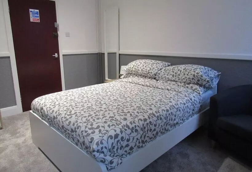 Hotelli Pear Tree Inn