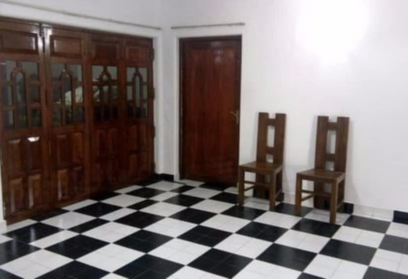 فندق Rajarata White Palace