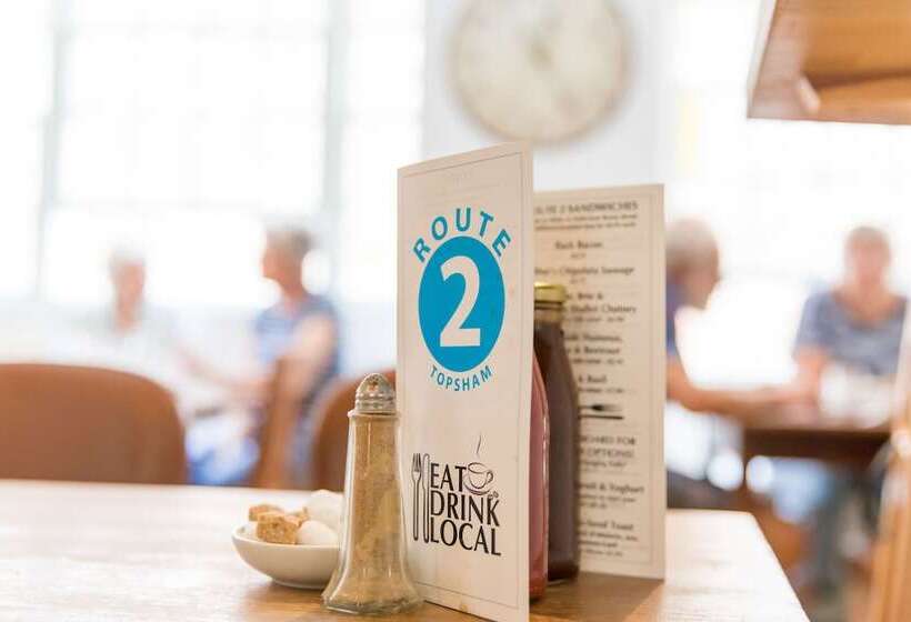 Hotel Route 2 Topsham