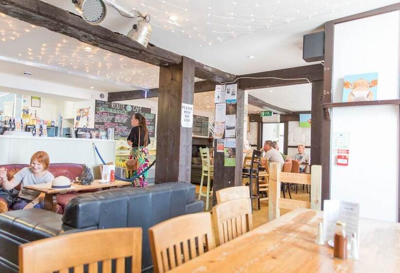 Hotel Route 2 Topsham