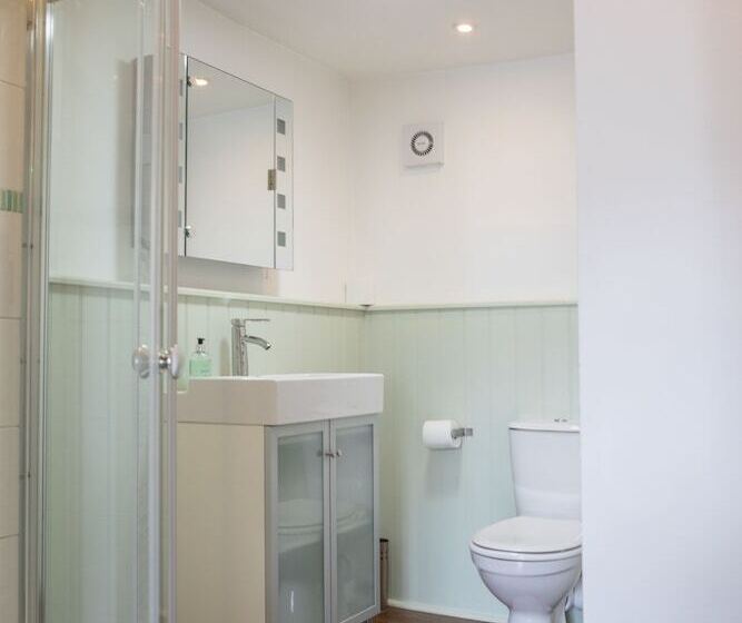 Hotel Route 2 Topsham