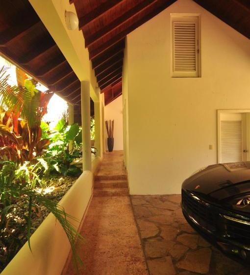 هتل Sea Horse Ranch