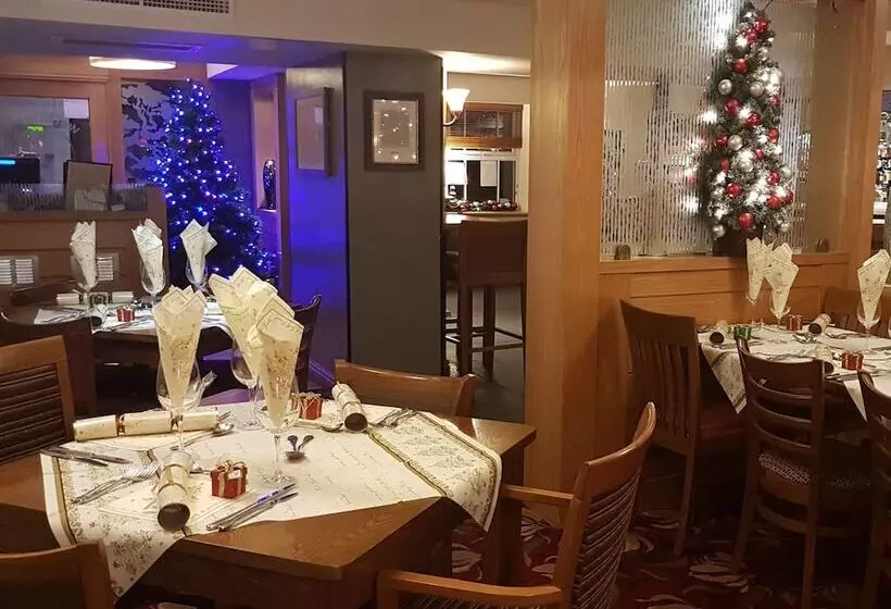Hotelli The Fountain Inn