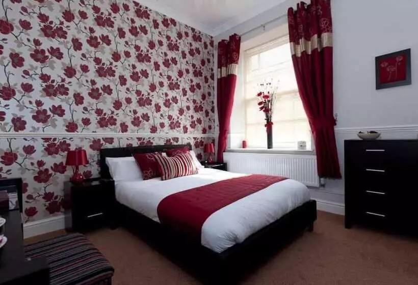 Hotelli The Fountain Inn