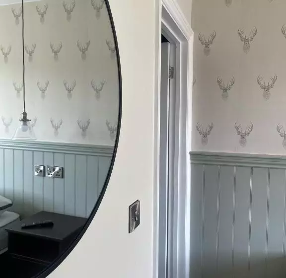 Hotelli The Horseshoe And Castle