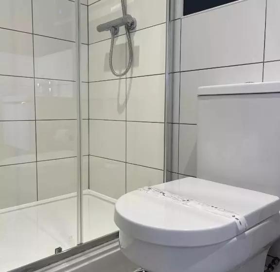 Hotelli The Horseshoe And Castle