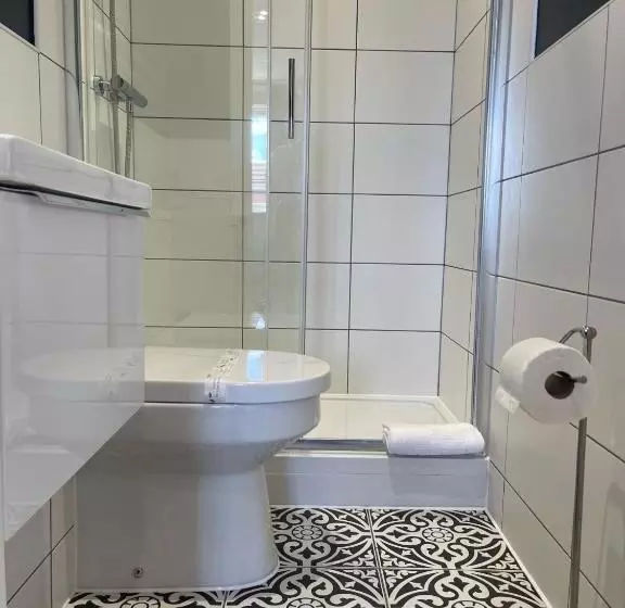 Hotelli The Horseshoe And Castle