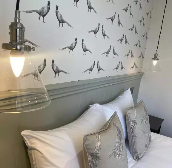 Hotelli The Horseshoe And Castle