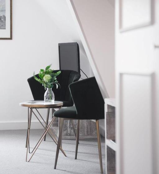 Hotel The Old Store Guest House