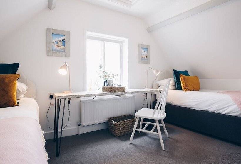 Hotel The Old Store Guest House