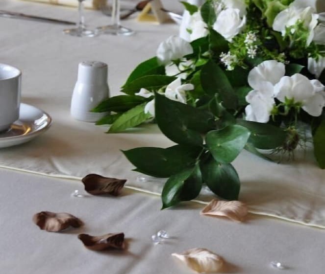 فندق Thornbury Lodge