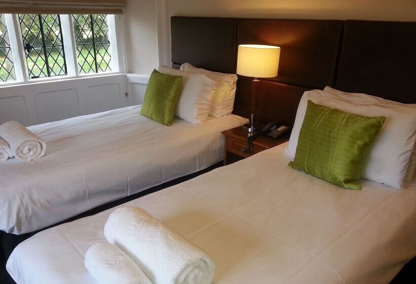 فندق Thornbury Lodge