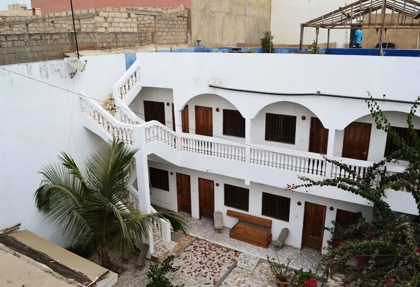 هتل Viavia Senegal Dakar   Hostel