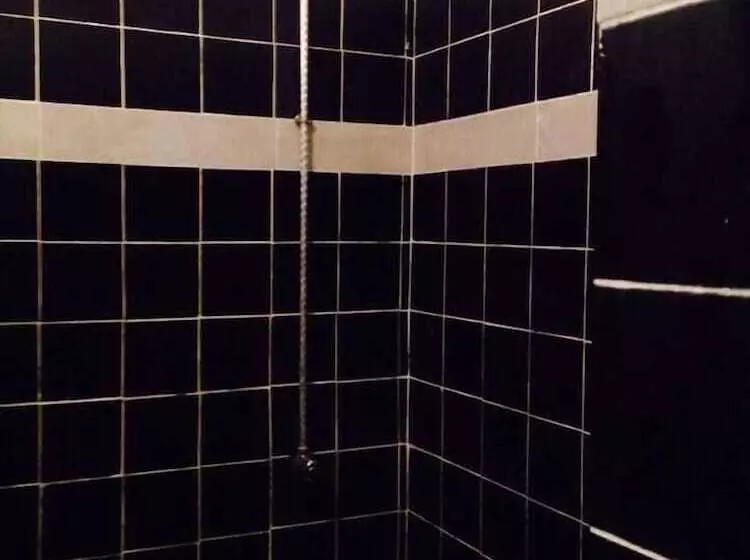 هتل Viavia Senegal Dakar   Hostel