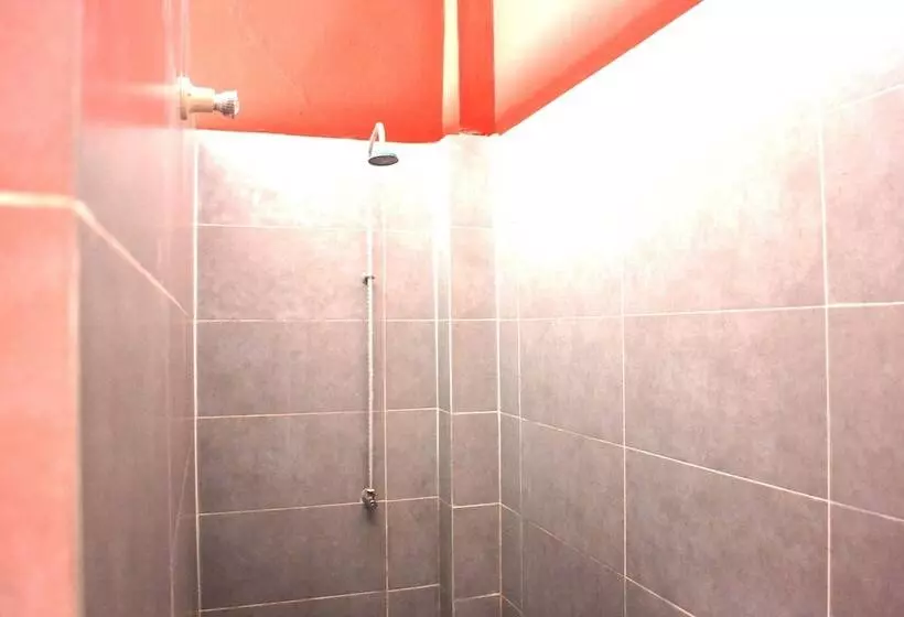 هتل Viavia Senegal Dakar   Hostel