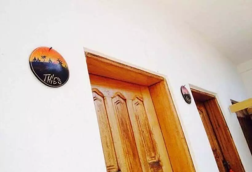 هتل Viavia Senegal Dakar   Hostel