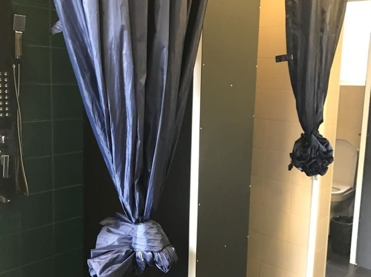 Impala City Hotel And Hostel Kandy 50