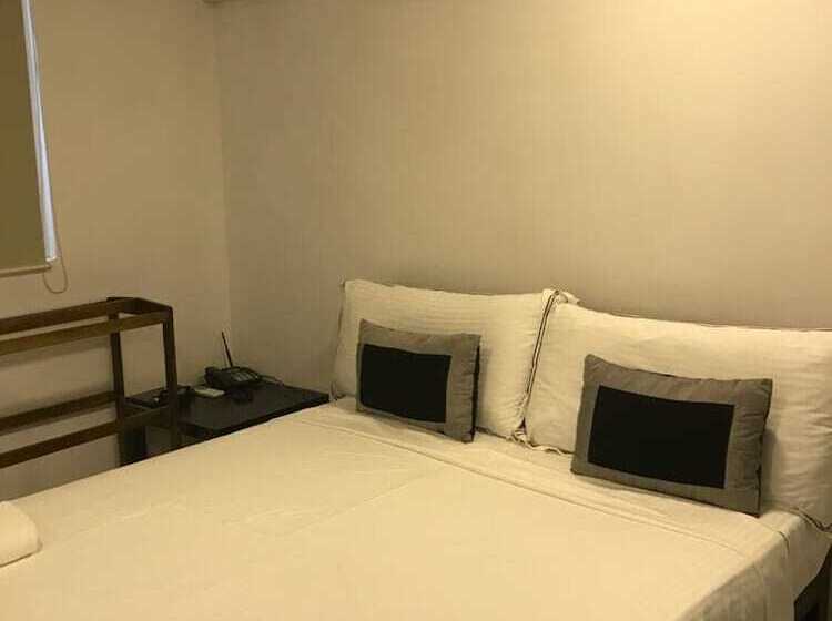 Impala City Hotel And Hostel Kandy 50