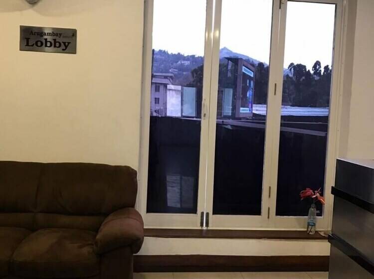 Impala City Hotel And Hostel Kandy 50