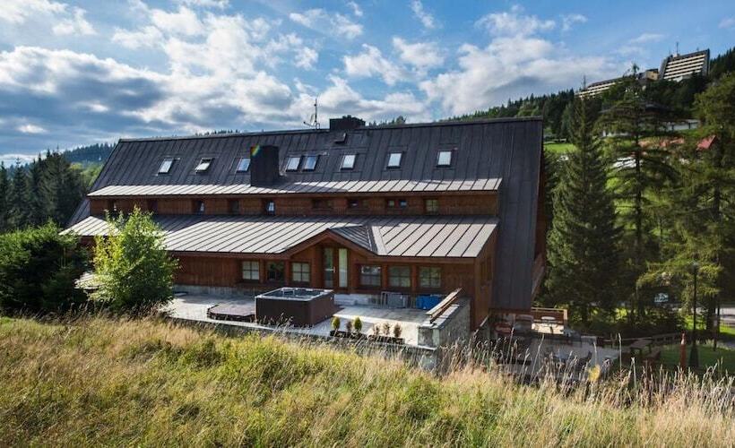 Ski Hotel Stoh