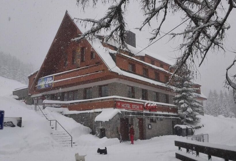 Ski Hotel Stoh