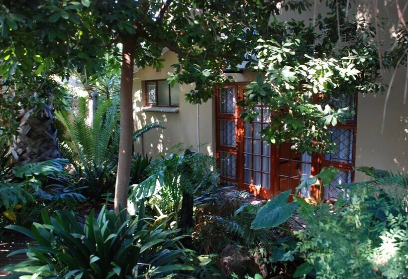 בית מלון כפרי 86 On Langenhoven B&b