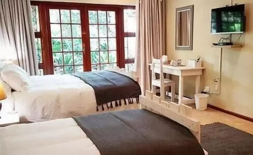 Hotelli 86 On Langenhoven B&b