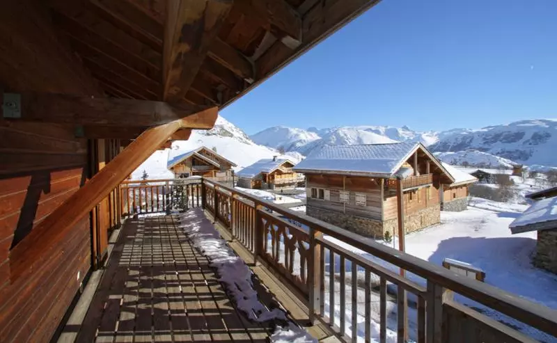 هتل Chalet Odalys Des Neiges