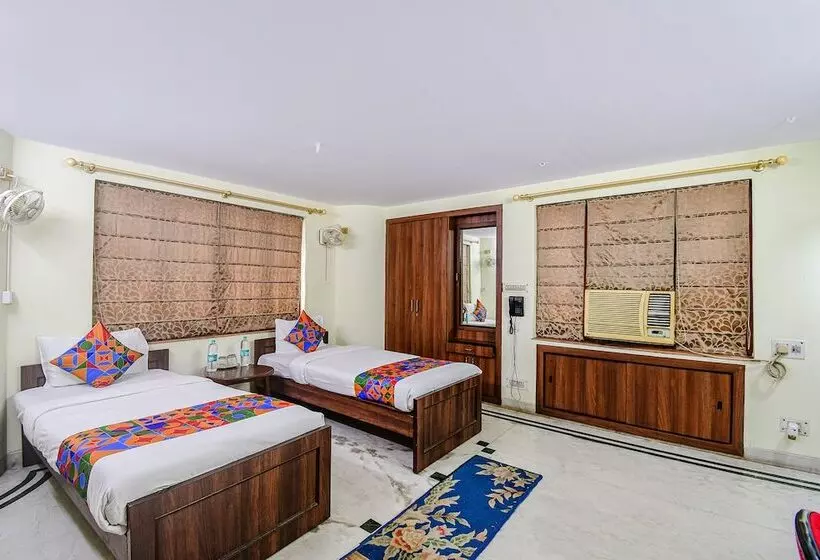 Hotelli Fabexpress Ullash Residency