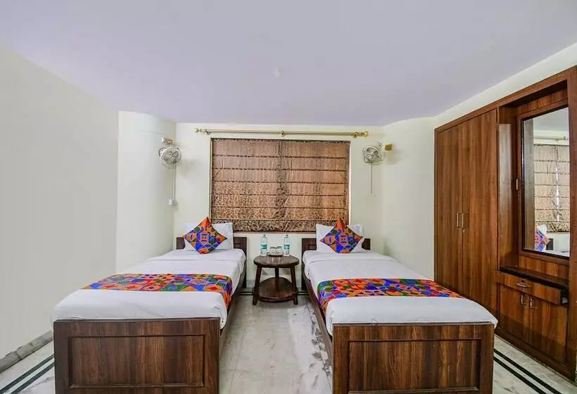 Hotelli Fabexpress Ullash Residency