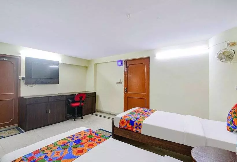 Hotelli Fabexpress Ullash Residency