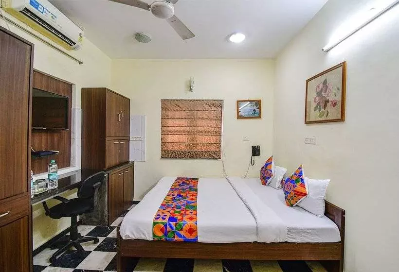 Hotelli Fabexpress Ullash Residency