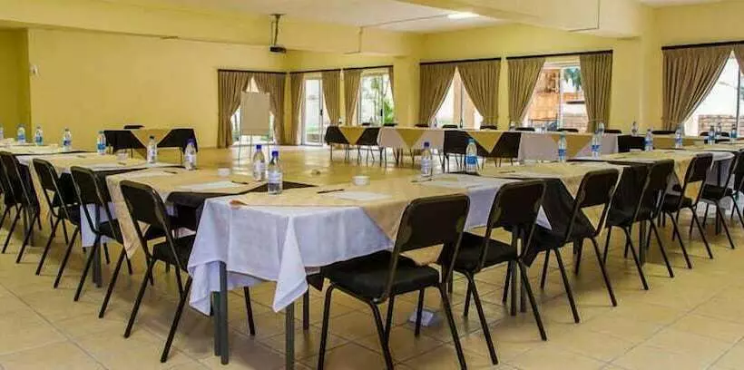 Hotelli Gannet Place Guest House