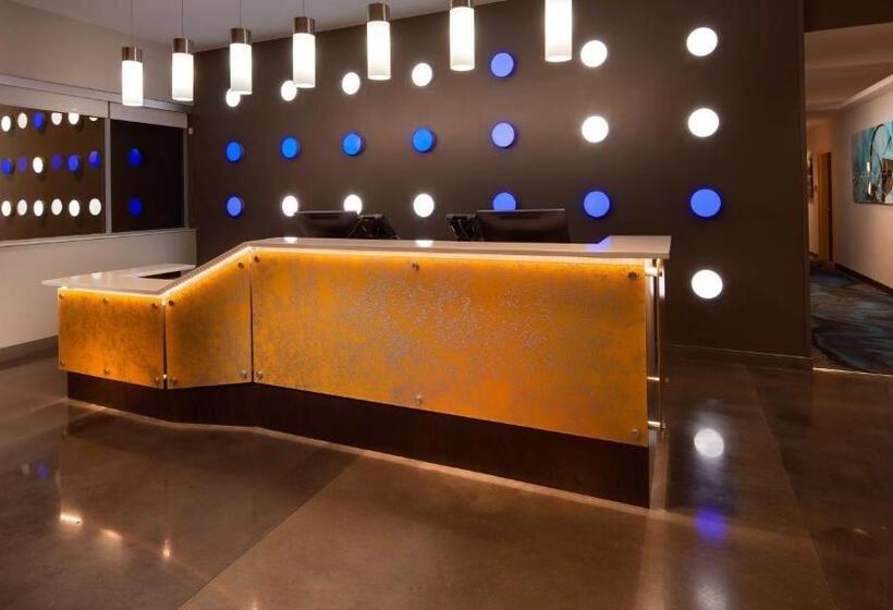 Glo Hotel Asheville Blue Ridge Parkway