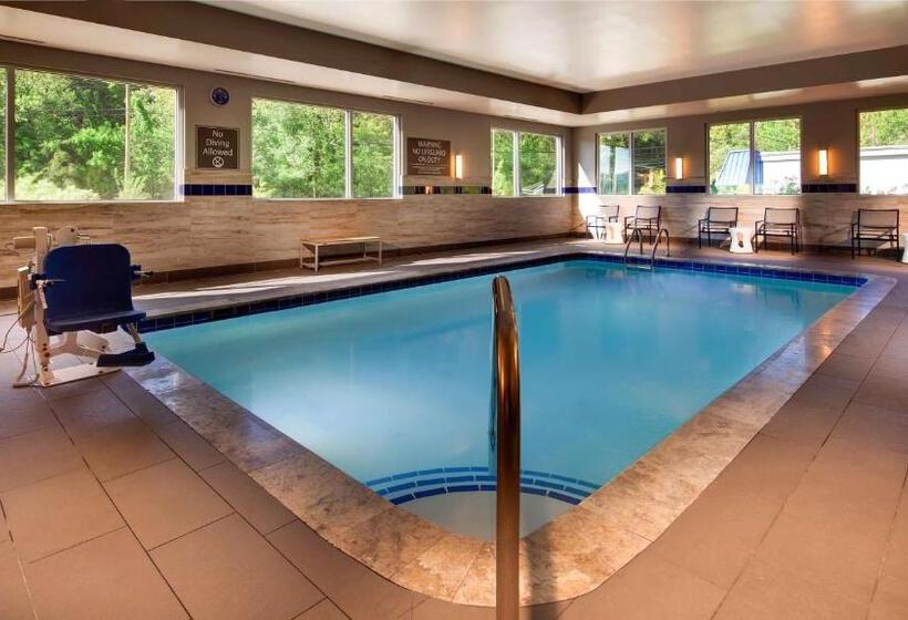 Glo Hotel Asheville Blue Ridge Parkway