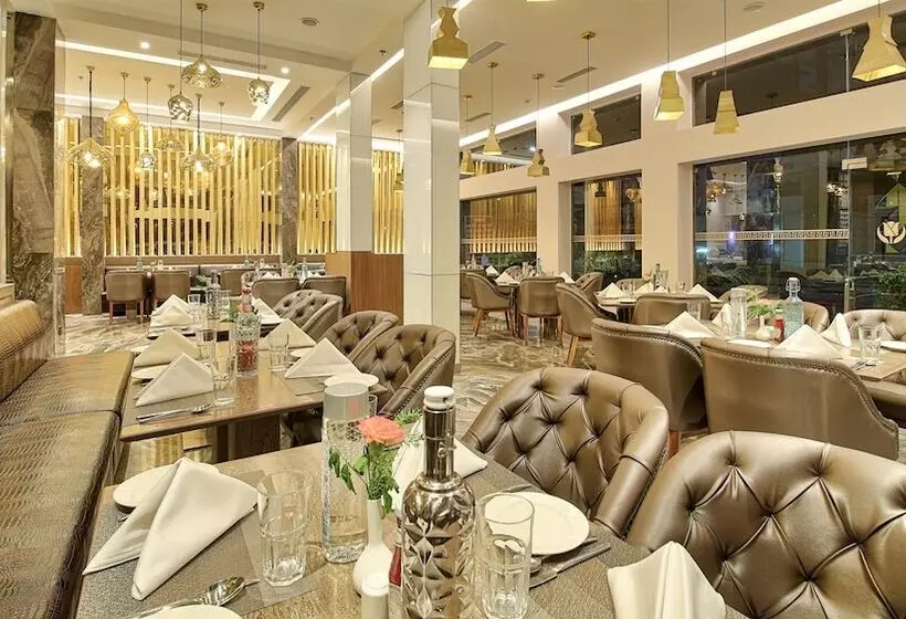 ホテル Golden Tulip Essential Jaipur