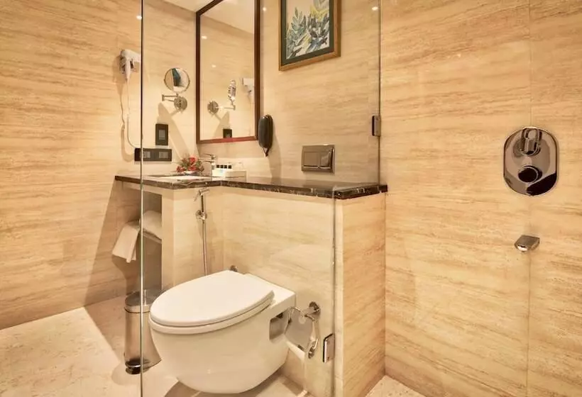 ホテル Golden Tulip Essential Jaipur