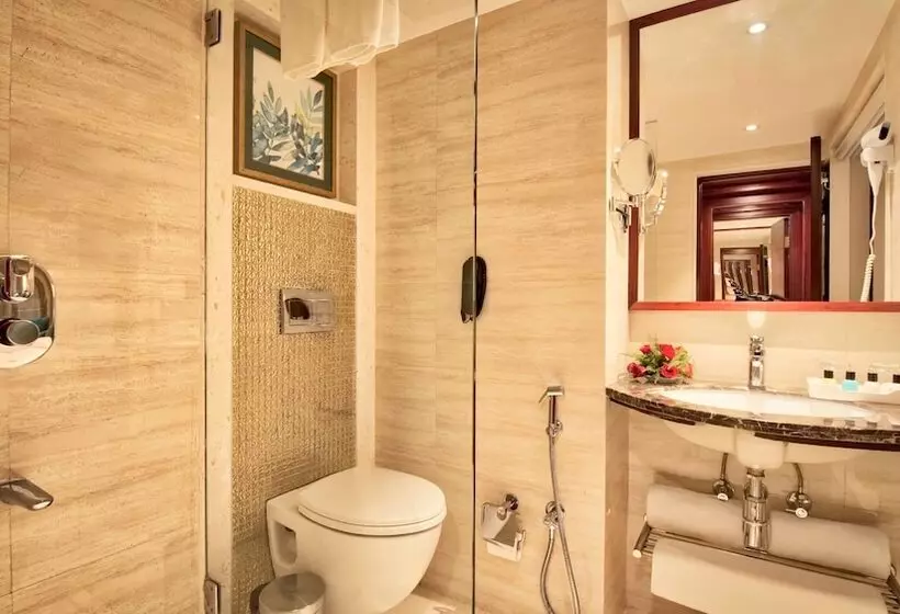 ホテル Golden Tulip Essential Jaipur